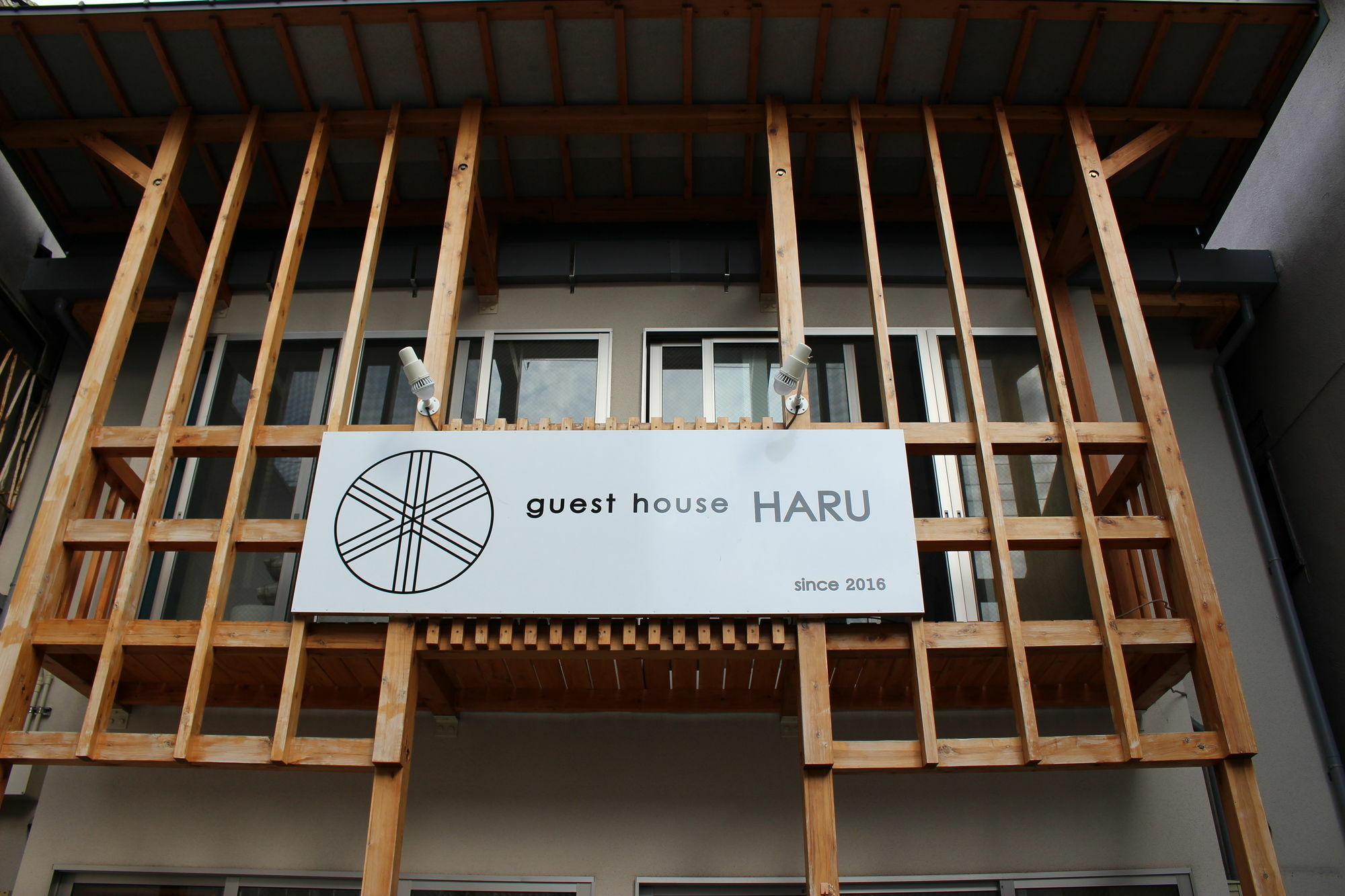 Guest House Haru Осака Екстериор снимка